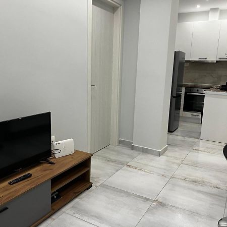 Modern Flat Ag. Dimitriou Apartamento Tessalónica Exterior foto