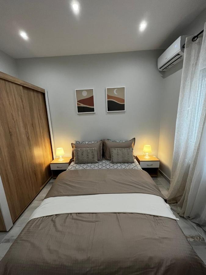 Modern Flat Ag. Dimitriou Apartamento Tessalónica Exterior foto