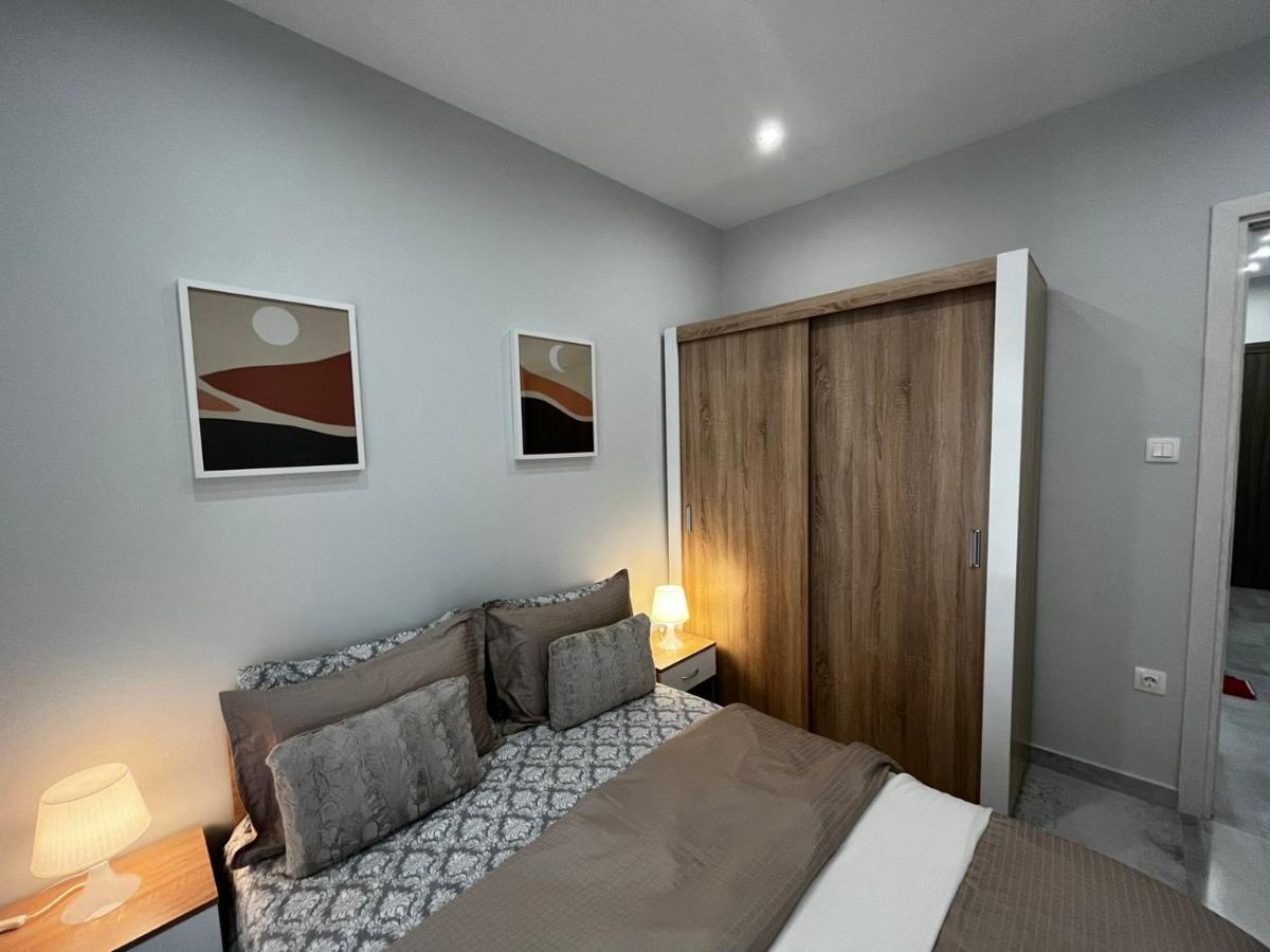 Modern Flat Ag. Dimitriou Apartamento Tessalónica Exterior foto